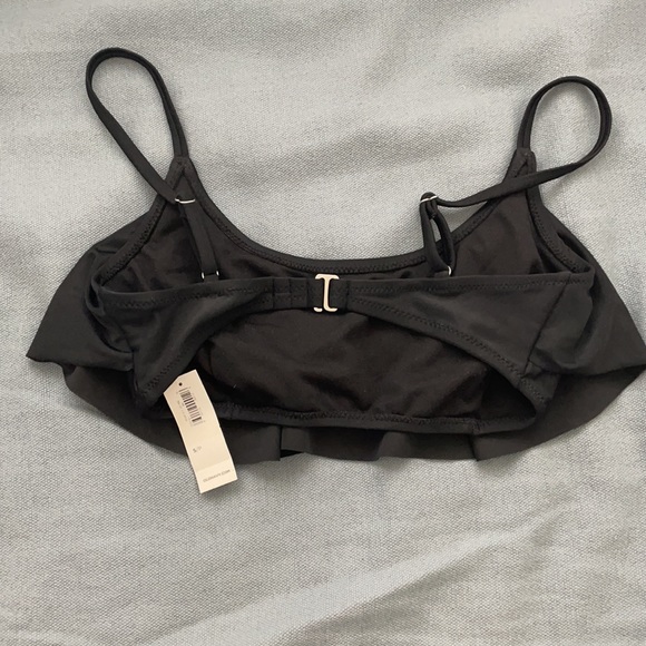 Black ruffled bikini top! - Picture 2 of 4